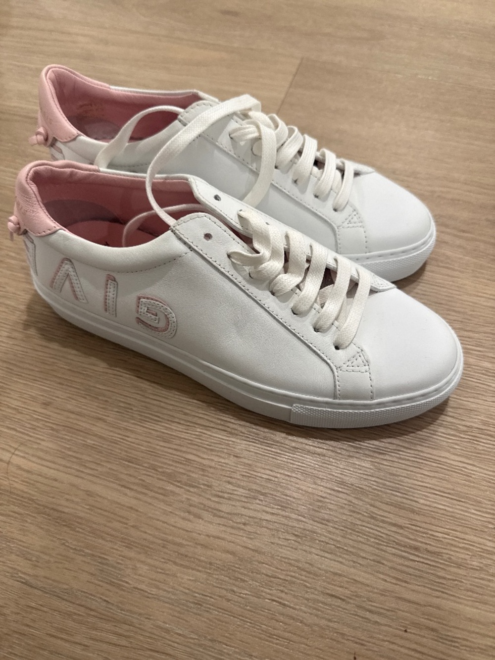 Brand new baby pink and white Givenchy Sneakers size 6 womens